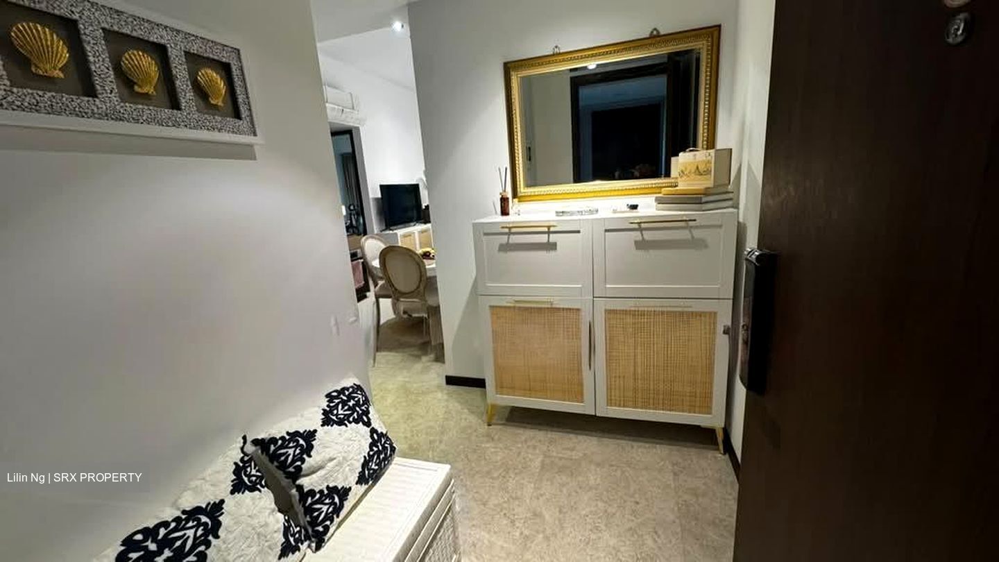Royalgreen (D10), Condominium #585615721